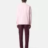 Pantaloni cargo dalla vestibilità regolare con tasche angolari con cerniera. Pantaloni cargo dalla vestibilità regolare con tasche angolari con cerniera.