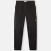 Pantaloni cargo dalla vestibilità regolare e affusolata con tasche con cerniera.