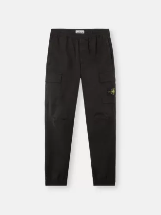 Pantaloni cargo dalla vestibilità regolare e affusolata con tasche con cerniera.