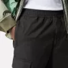Pantaloni cargo dalla vestibilità regolare e affusolata con tasche con cerniera.
