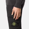 Pantaloni cargo skinny con tasche a scatto