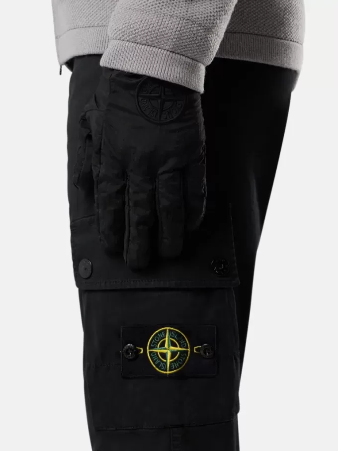 Pantaloni cargo slim fit con tasche con zip Pantaloni cargo slim fit con tasche con zip