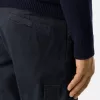 Pantaloni cargo slim fit con tasche con zip Pantaloni cargo slim fit con tasche con zip
