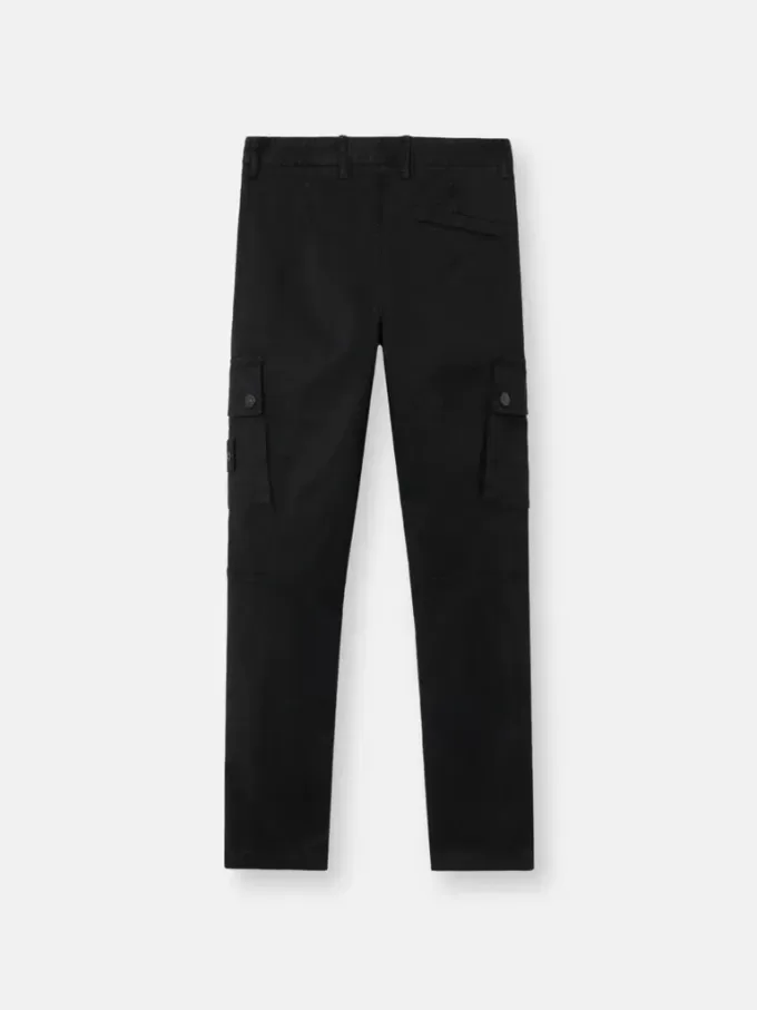 Pantaloni cargo slim fit con tasche con zip Pantaloni cargo slim fit con tasche con zip