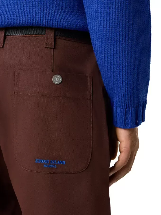 Pantaloni chino dalla vestibilità ampia con cintura in nastro di nylon Pantaloni chino dalla vestibilità ampia con cintura in nastro di nylon