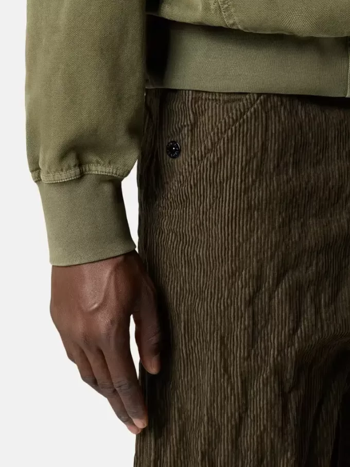 Pantaloni dalla vestibilità morbida con tasche multiple Pantaloni dalla vestibilità morbida con tasche multiple