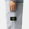 Pantaloni della tuta dal taglio ampio con tasche con bottone a pressione e cerniera