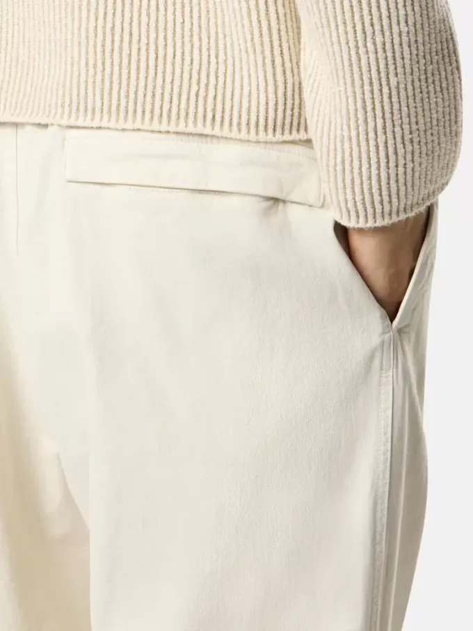 Pantaloni della tuta dal taglio ampio con tasche con bottone a pressione e cerniera Pantaloni della tuta dal taglio ampio con tasche con bottone a pressione e cerniera