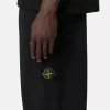 Pantaloni della tuta dalla vestibilità ampia con tasche e polsini elasticizzati Pantaloni della tuta dalla vestibilità ampia con tasche e polsini elasticizzati