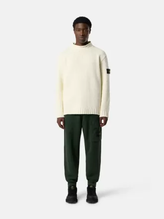 Pantaloni della tuta dalla vestibilità regolare con tasca a soffietto sulla gamba. Pantaloni della tuta dalla vestibilità regolare con tasca a soffietto sulla gamba.