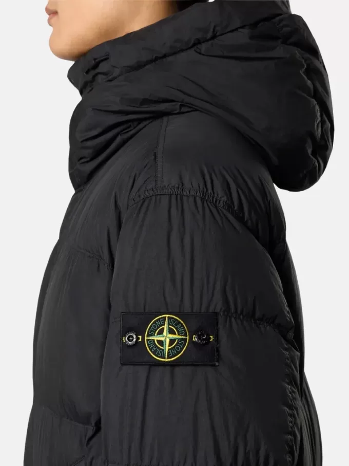 Parka imbottito con cappuccio e protezione antivento Parka imbottito con cappuccio e protezione antivento