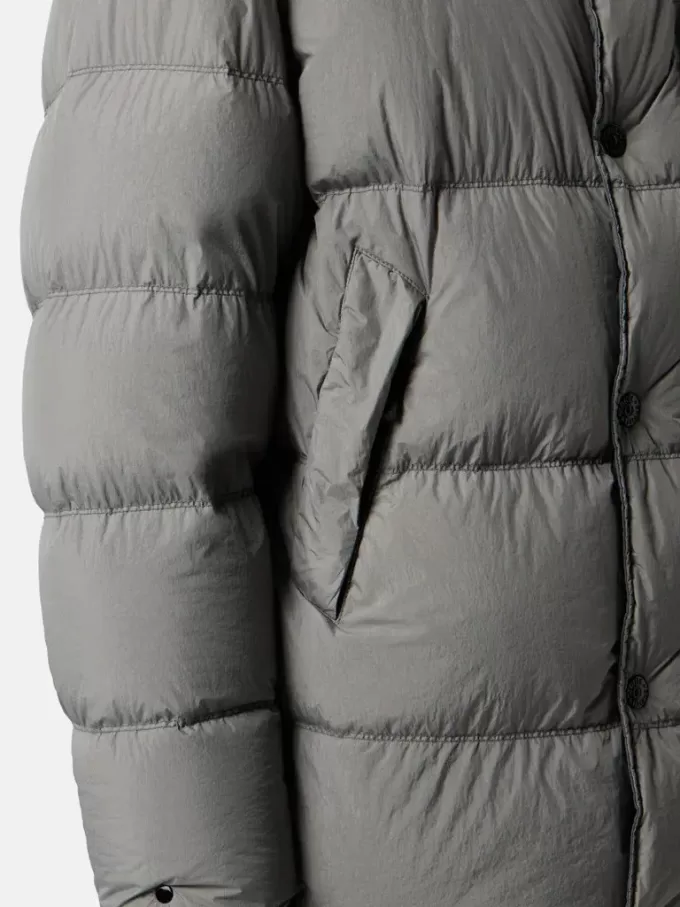 Parka imbottito con cappuccio e protezione antivento Parka imbottito con cappuccio e protezione antivento