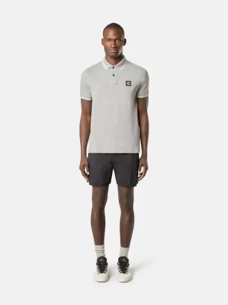 polo slim fit a maniche corte con dettagli a righe 2 4 330x440 - Polo slim fit a maniche corte con dettagli a righe