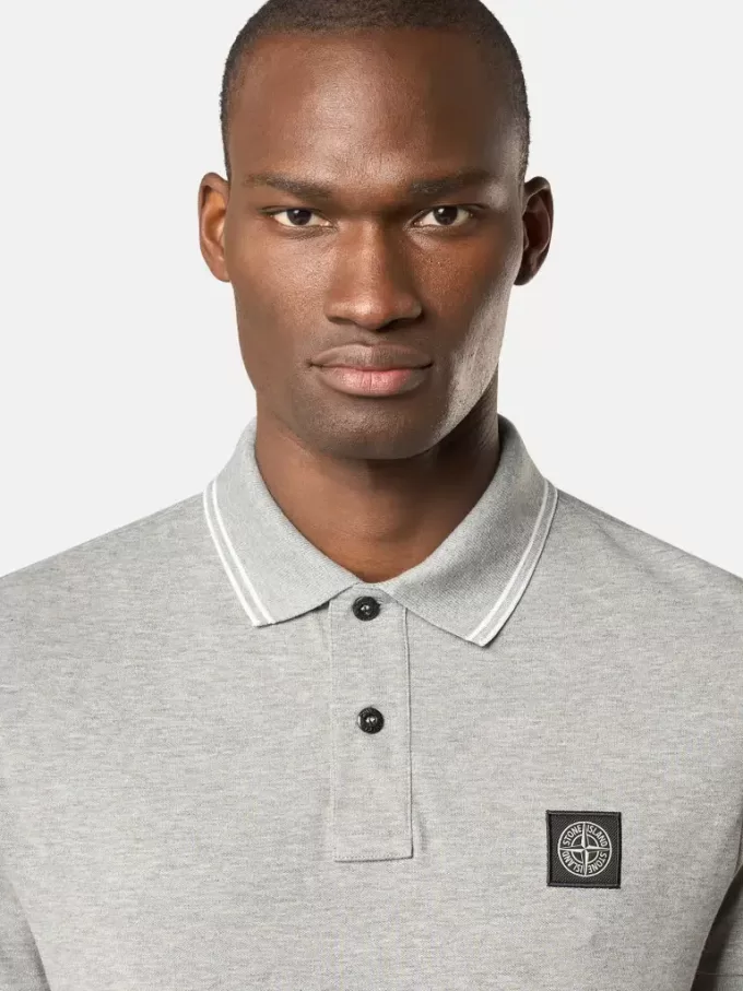Polo slim fit a maniche corte con dettagli a righe