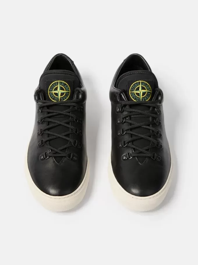 Sneaker stringata con logo Sneaker stringata con logo