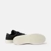Sneaker stringata con logo Sneaker stringata con logo