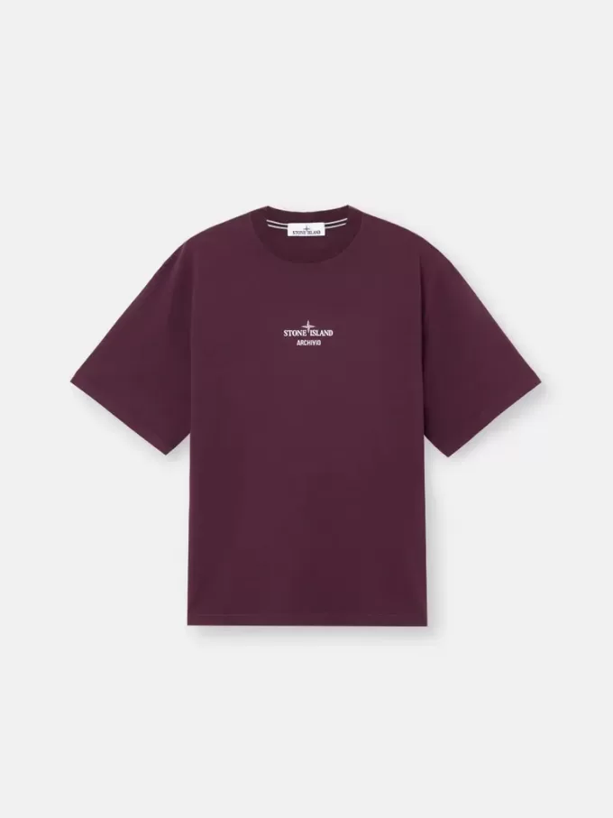 T-shirt a maniche corte dal taglio regolare con stampa stagionale “Archivio”