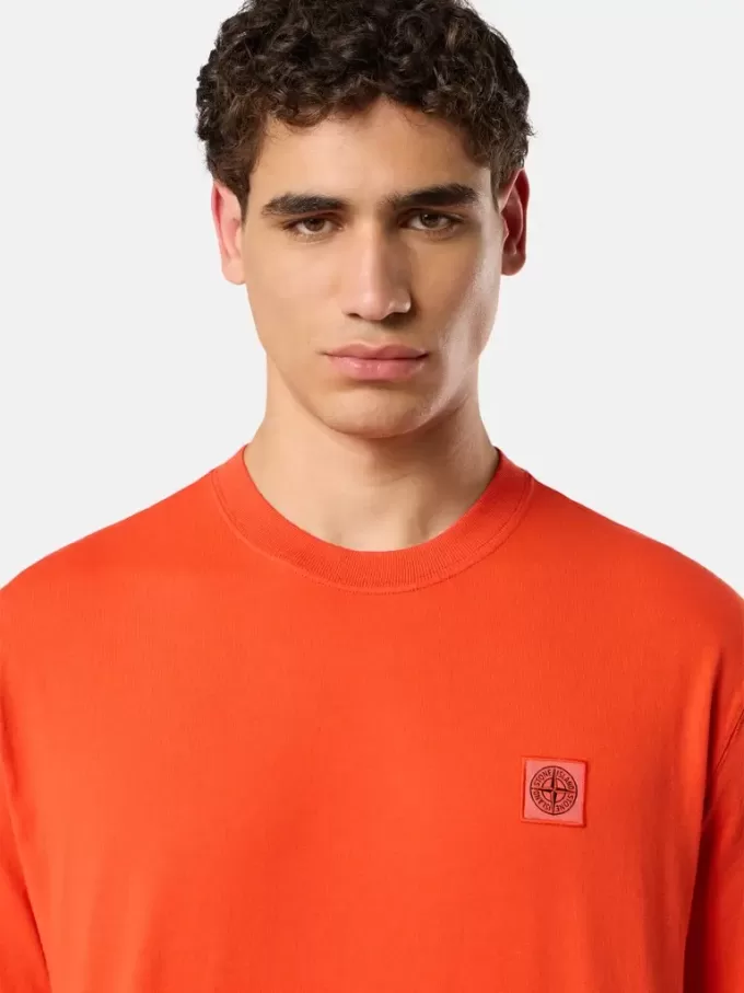T-shirt a maniche corte dalla vestibilità regolare con patch Compass