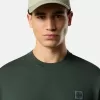 T-shirt a maniche corte dalla vestibilità regolare con patch Compass