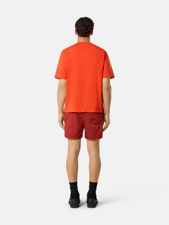 T-shirt a maniche corte dalla vestibilità regolare con patch Compass