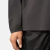 T-shirt a maniche lunghe dalla vestibilità regolare con toppa Compass tono su tono.