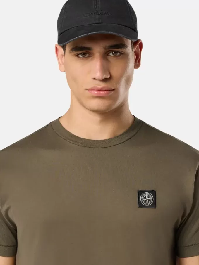 T-shirt slim fit a maniche corte con patch Compass T-shirt slim fit a maniche corte con patch Compass
