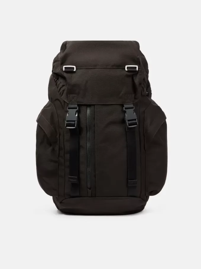 Zaino con tasche multiple e spallacci imbottiti Zaino con tasche multiple e spallacci imbottiti